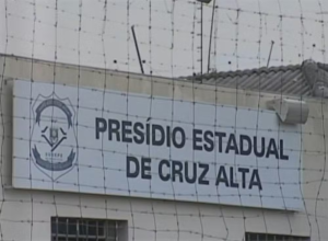 Fachada do Presídio Estadual de Cruz Alta — Foto: Reprodução/RBS TV