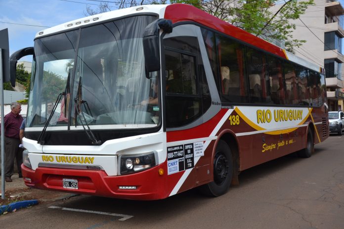 Foto onibus empresa Rio Uruguay